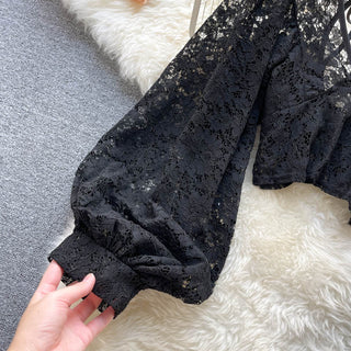 Lace V-Neck Puff Long Sleeve